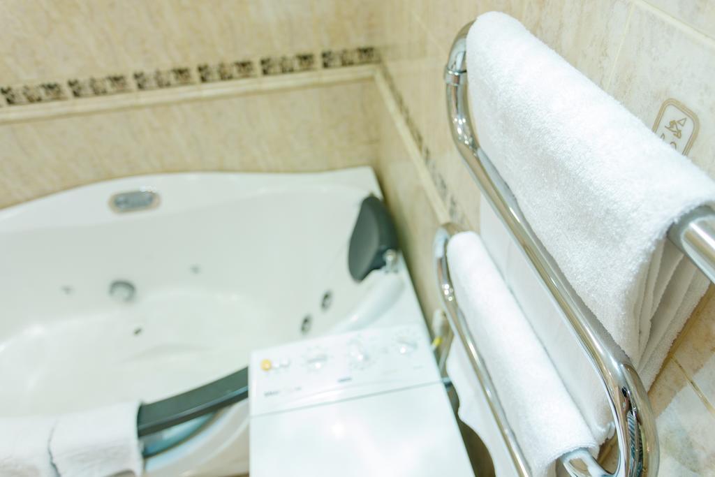 Studio De Luxe With Jacuzzi 수미 외부 사진