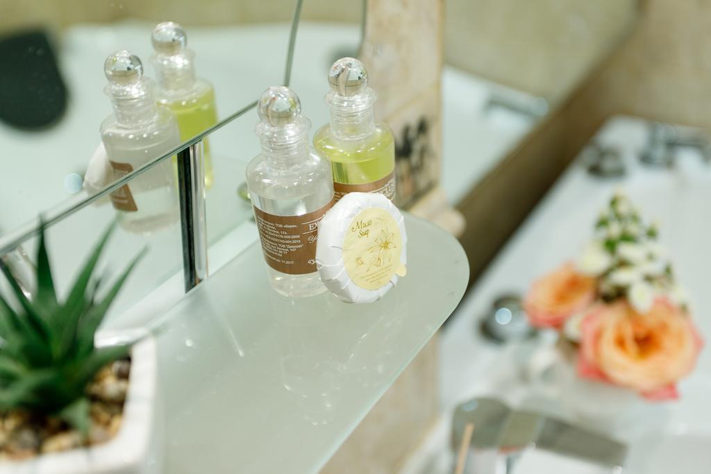 Studio De Luxe With Jacuzzi 수미 외부 사진