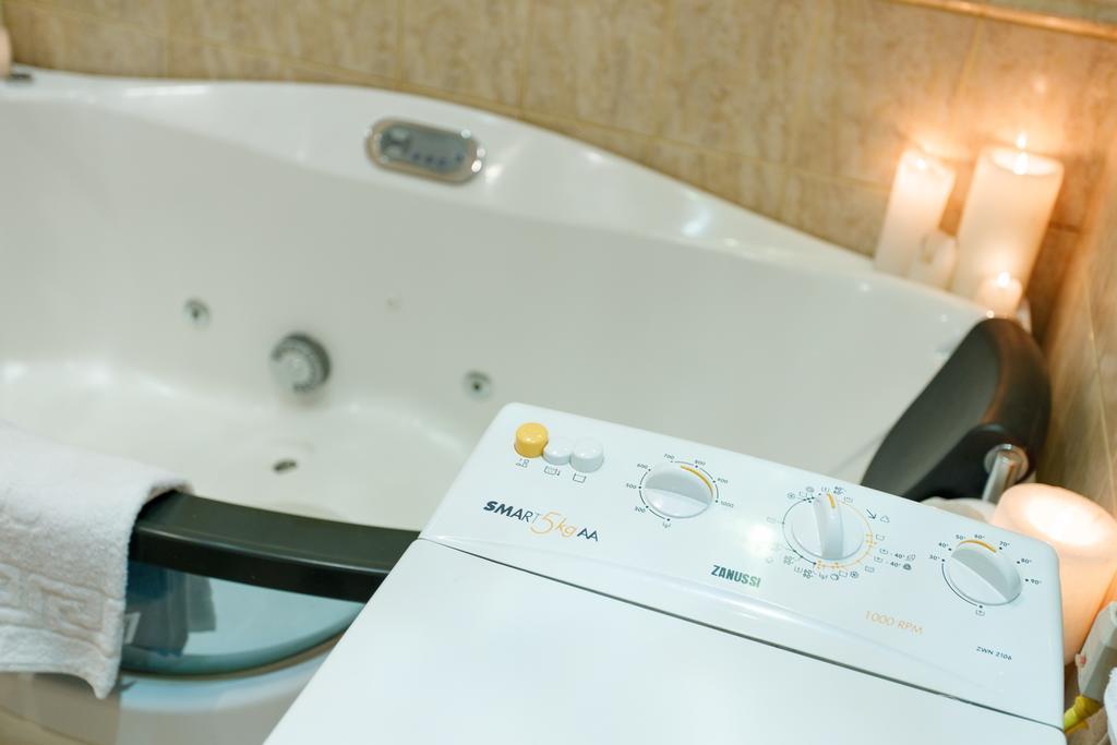 Studio De Luxe With Jacuzzi 수미 외부 사진
